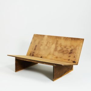 BENCH 3