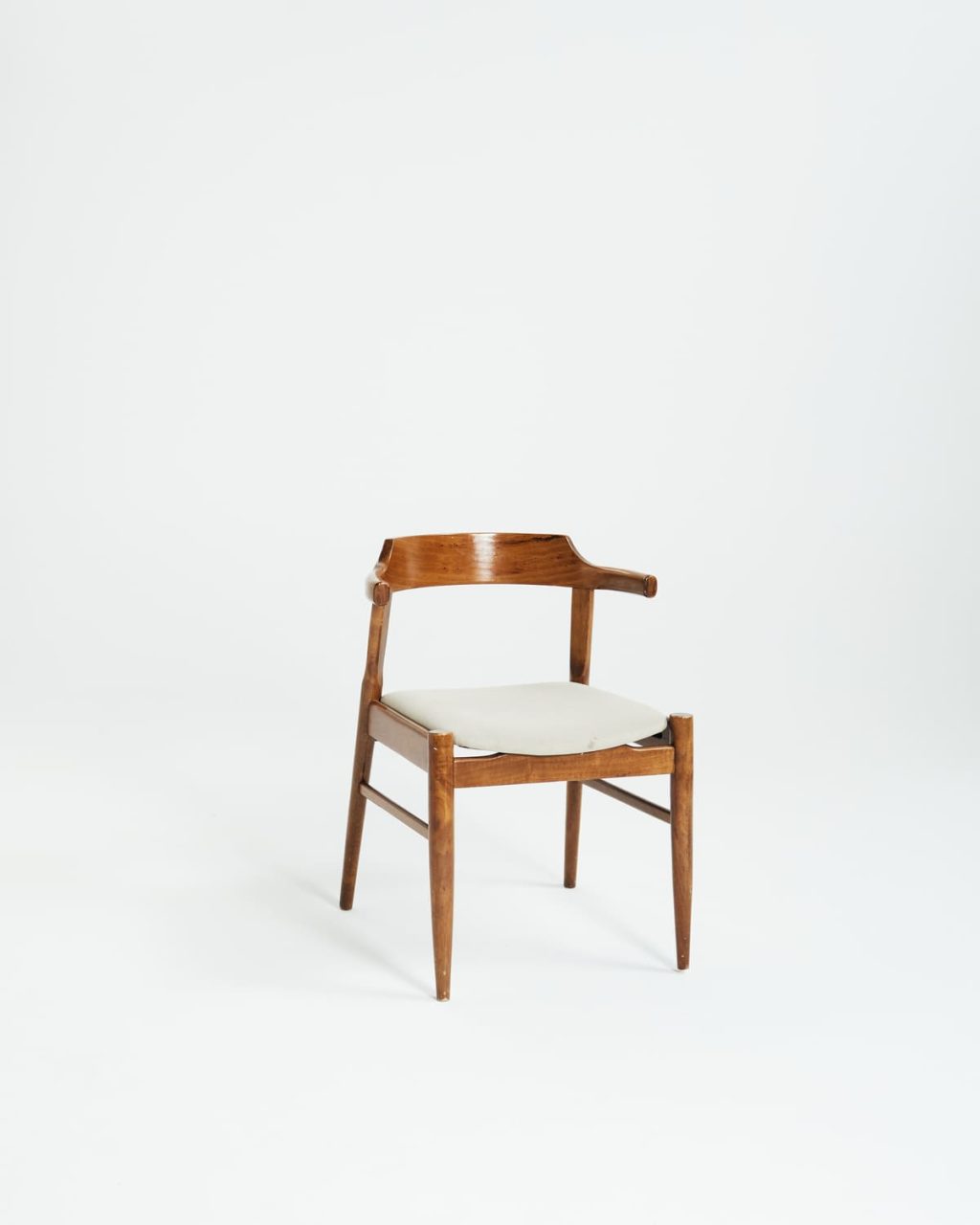 CHAIR 10