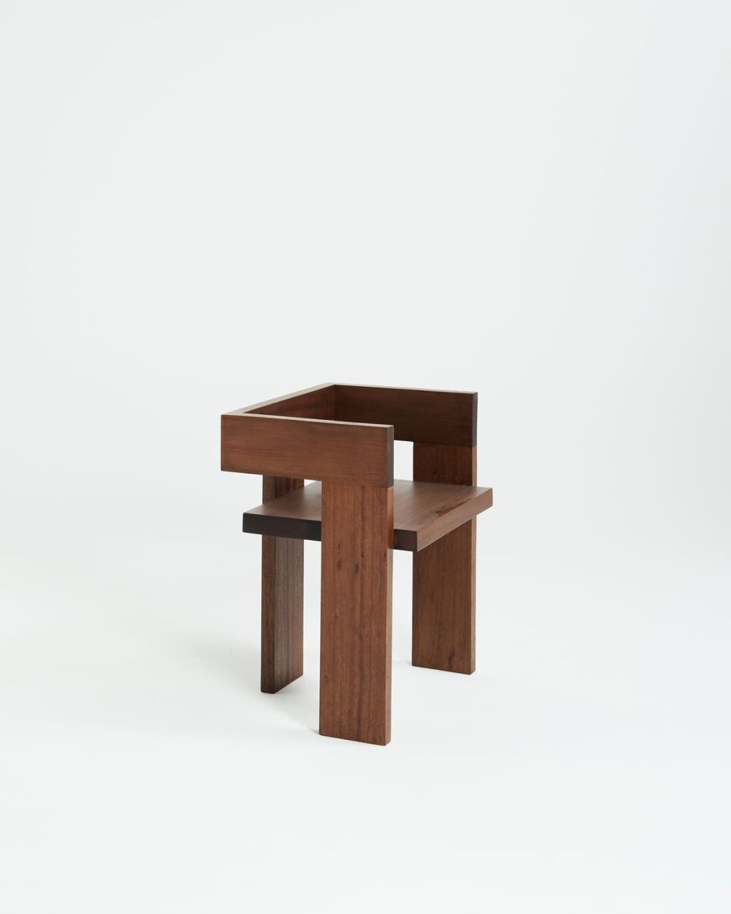 CHAIR 14
