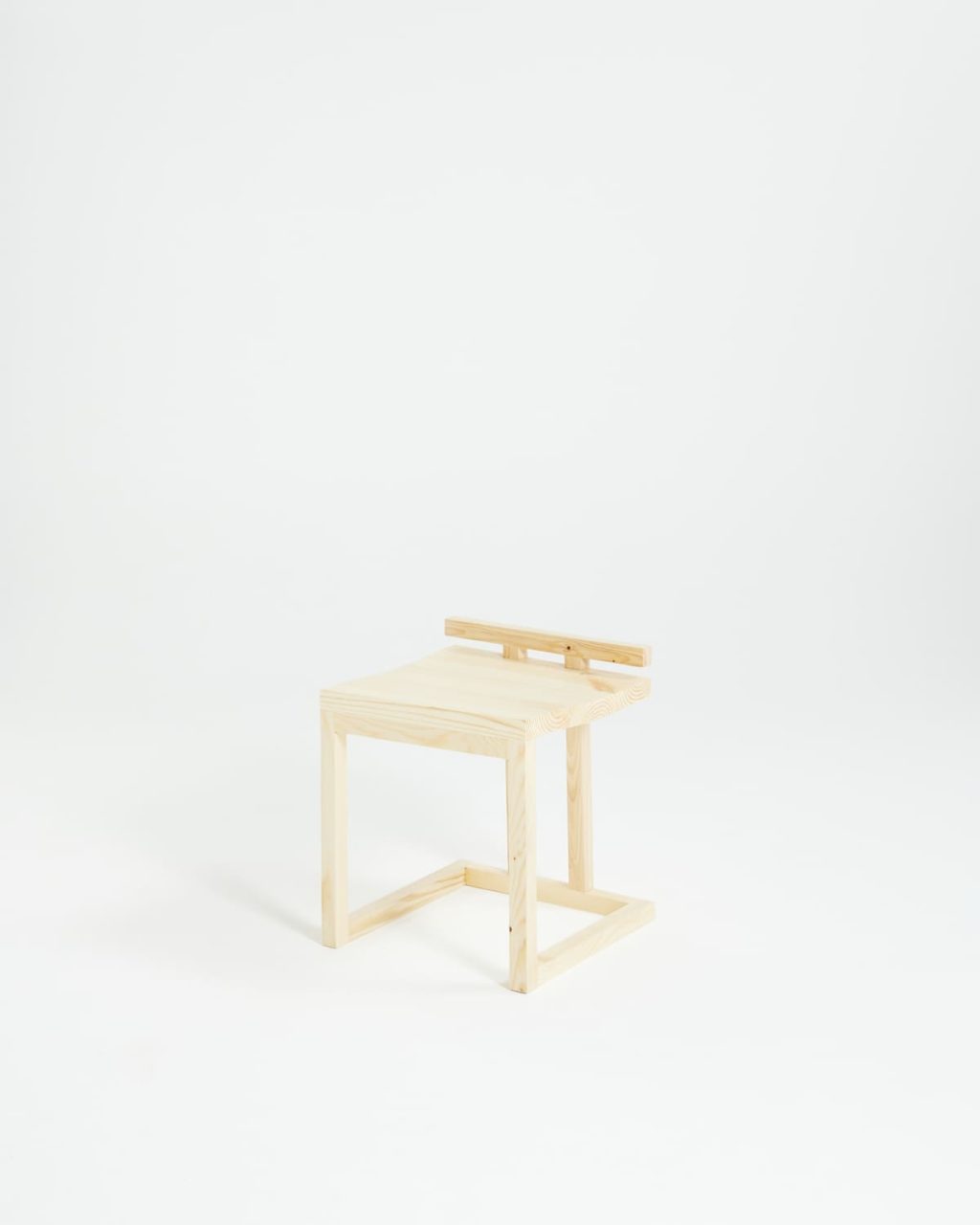 CHAIR 24