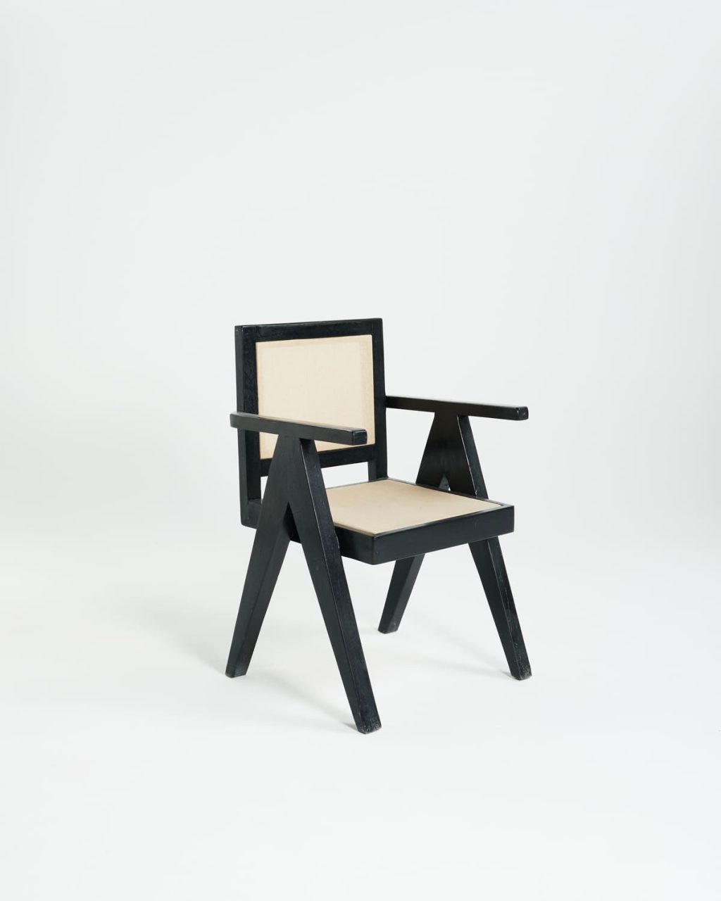CHAIR 4
