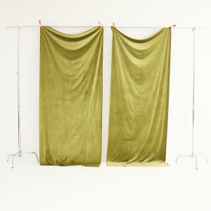 CURTAIN 10