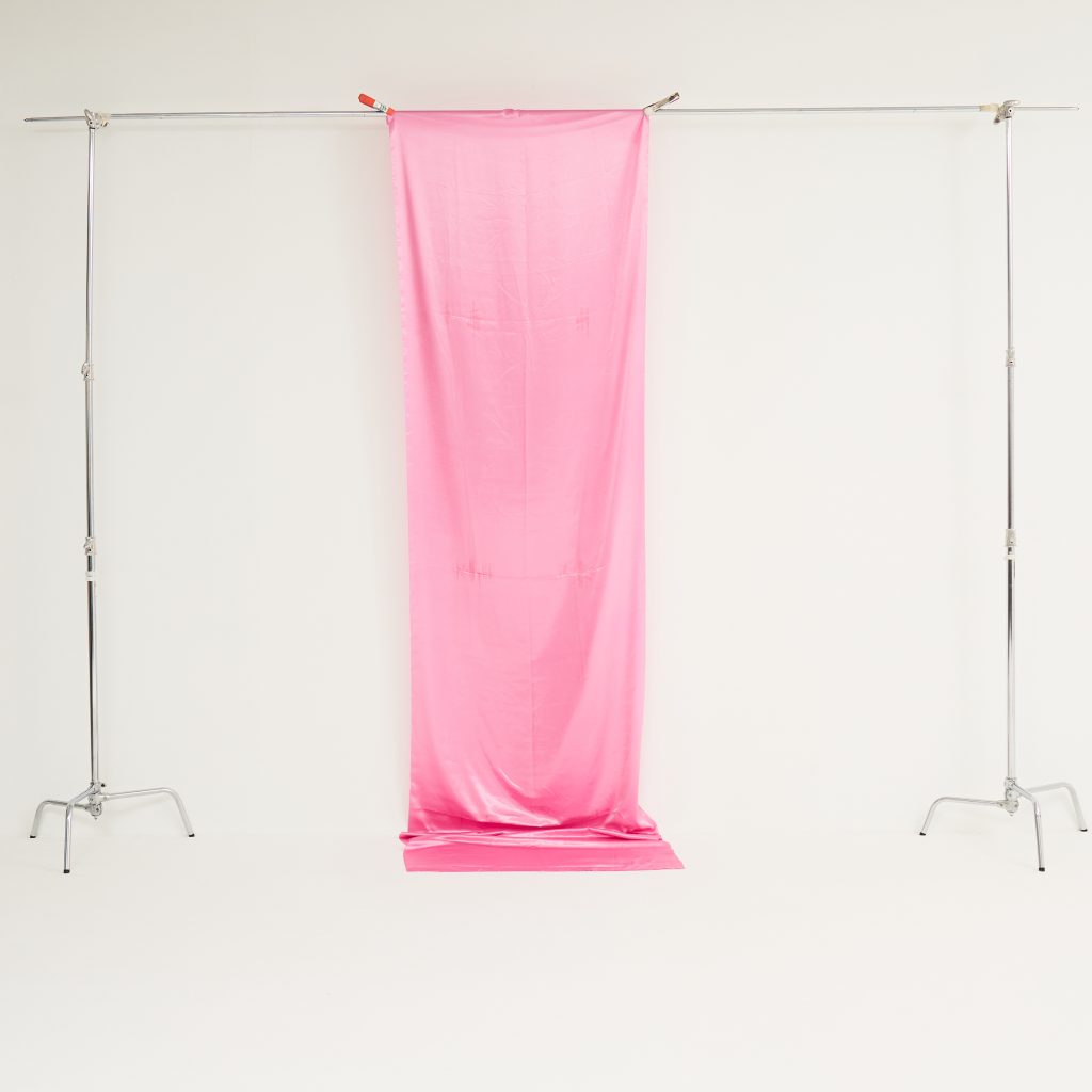 CURTAIN 16