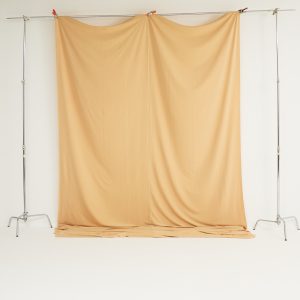 CURTAIN 19
