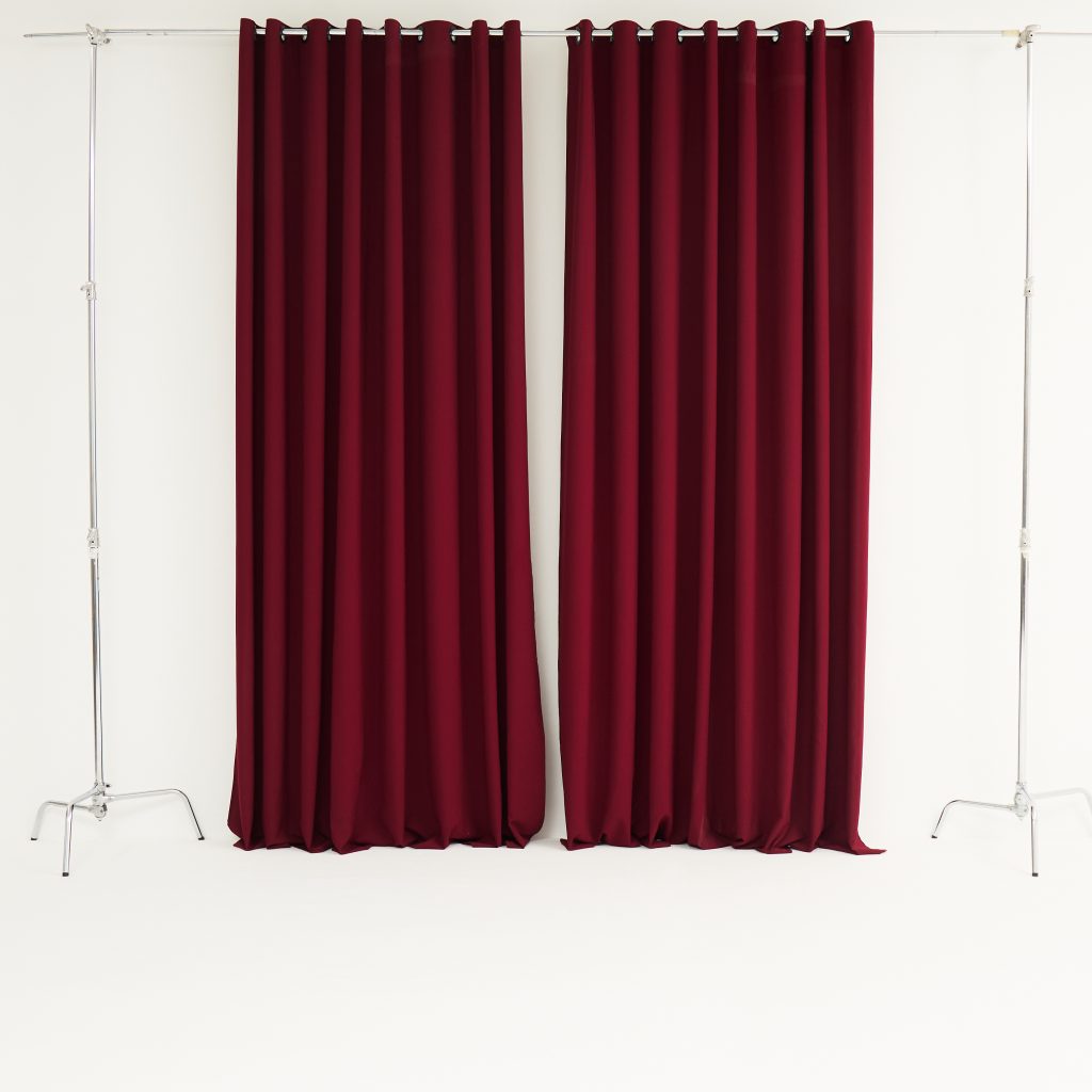 CURTAIN 2