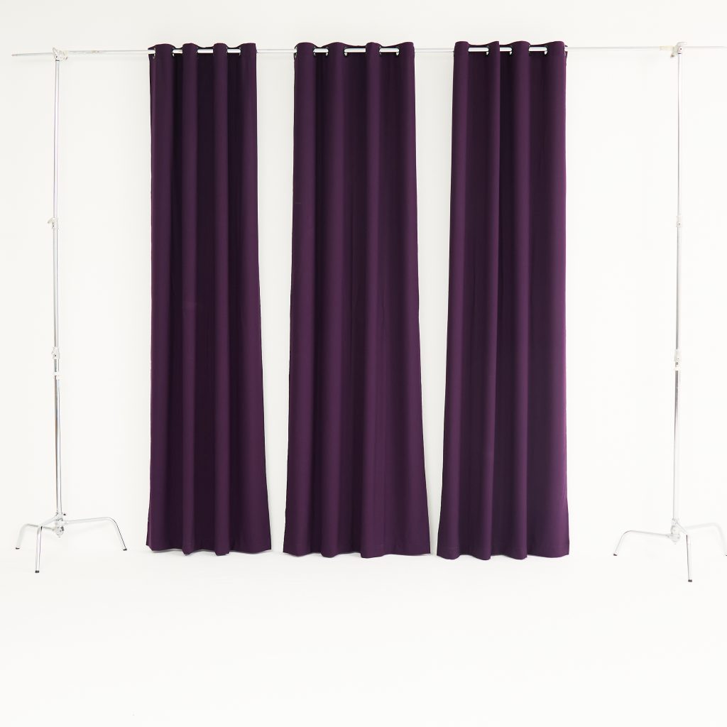 CURTAIN 5