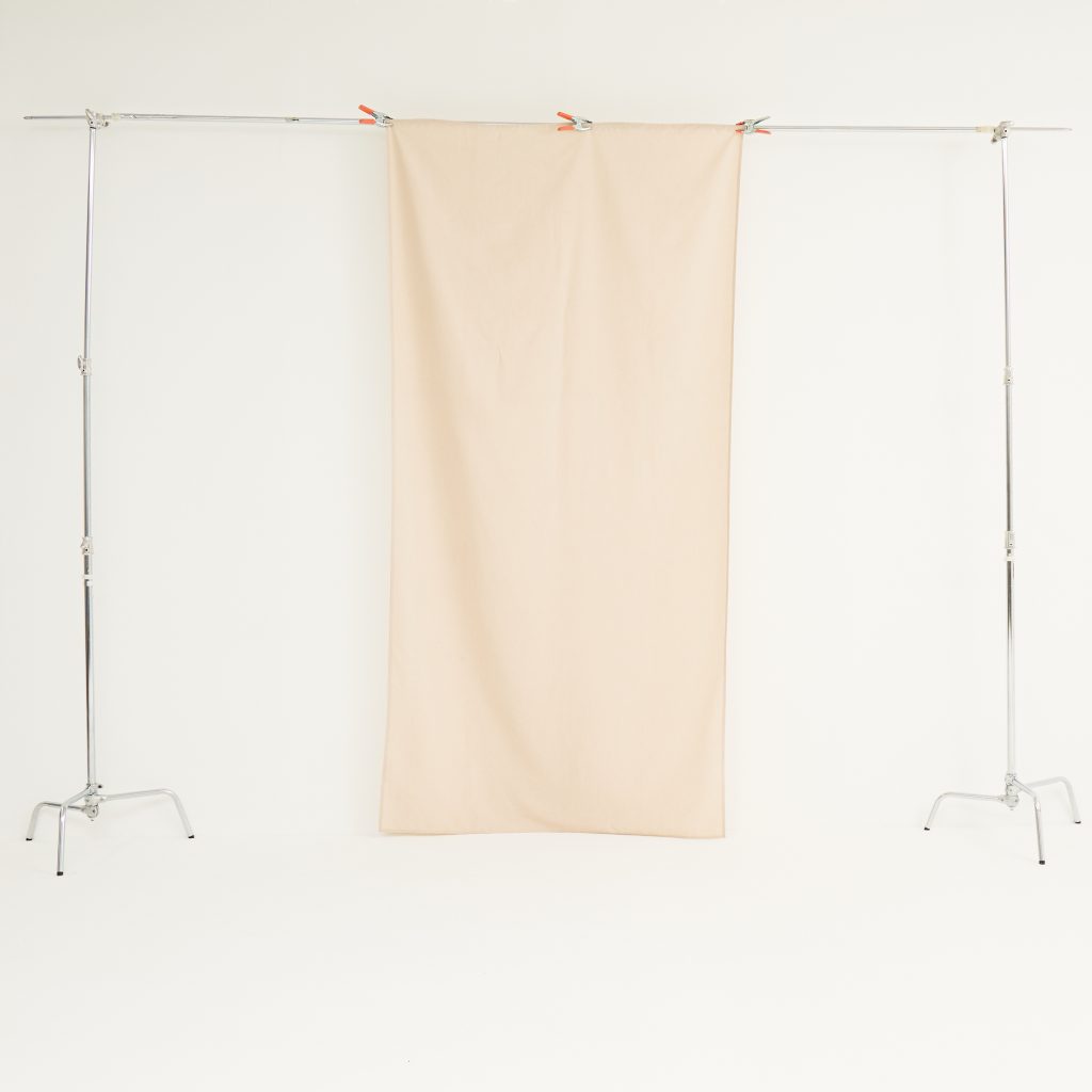 CURTAIN 28