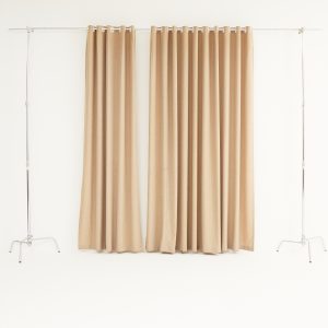 CURTAIN 3