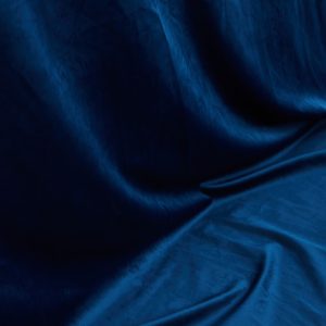 CURTAIN 30