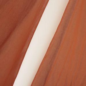 CURTAIN 32