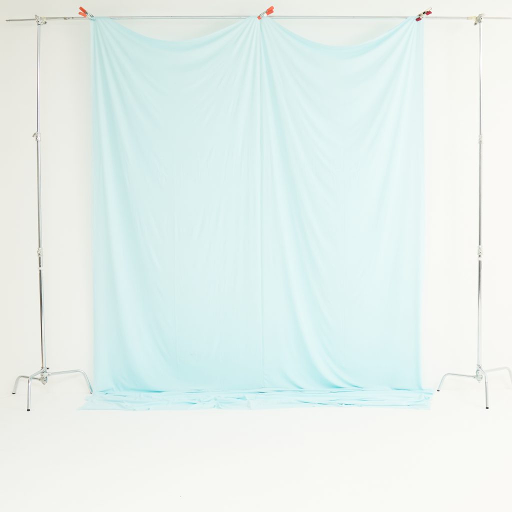 CURTAIN 34