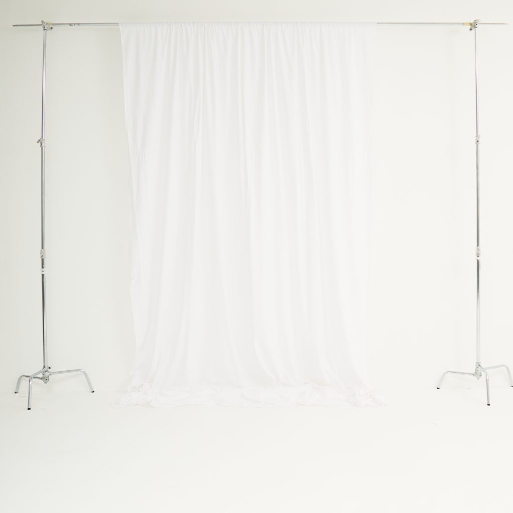 CURTAIN 38