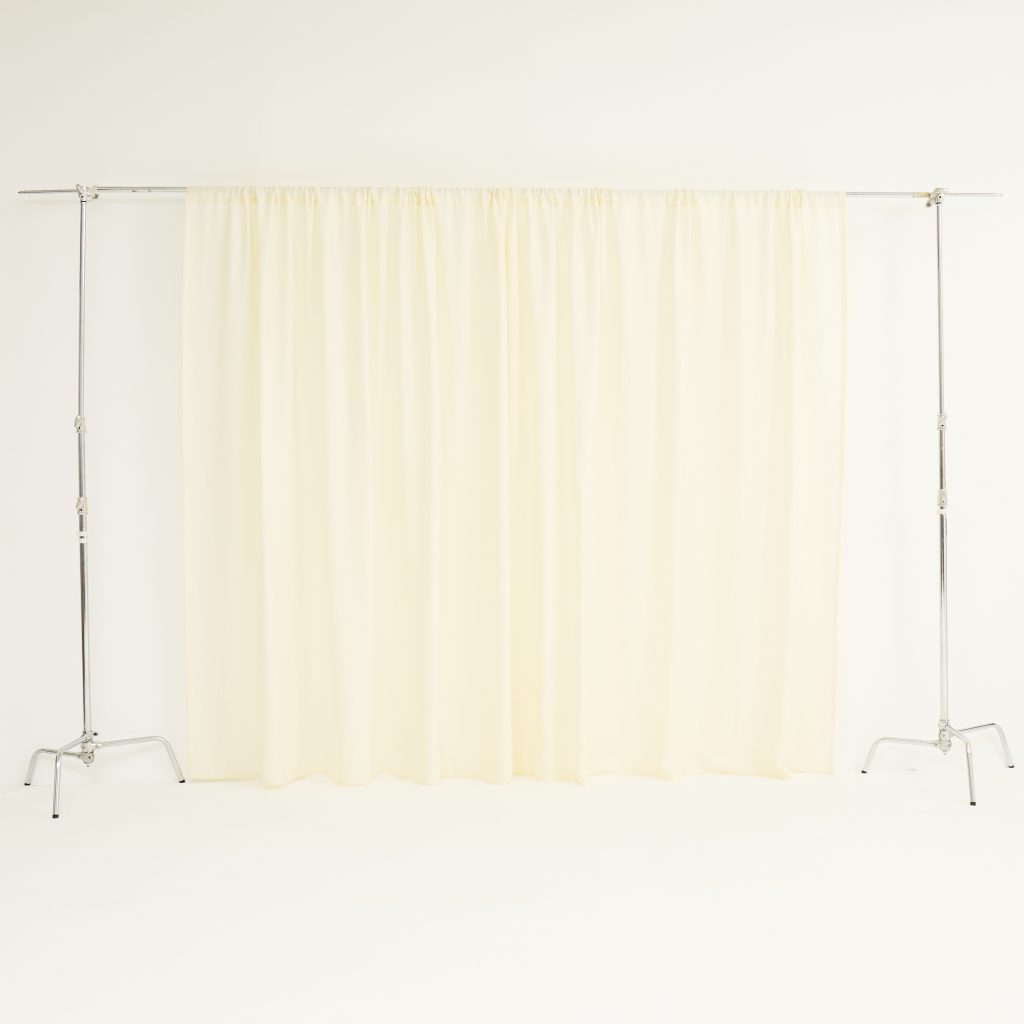 CURTAIN 42