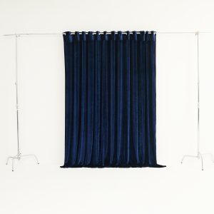 CURTAIN 7