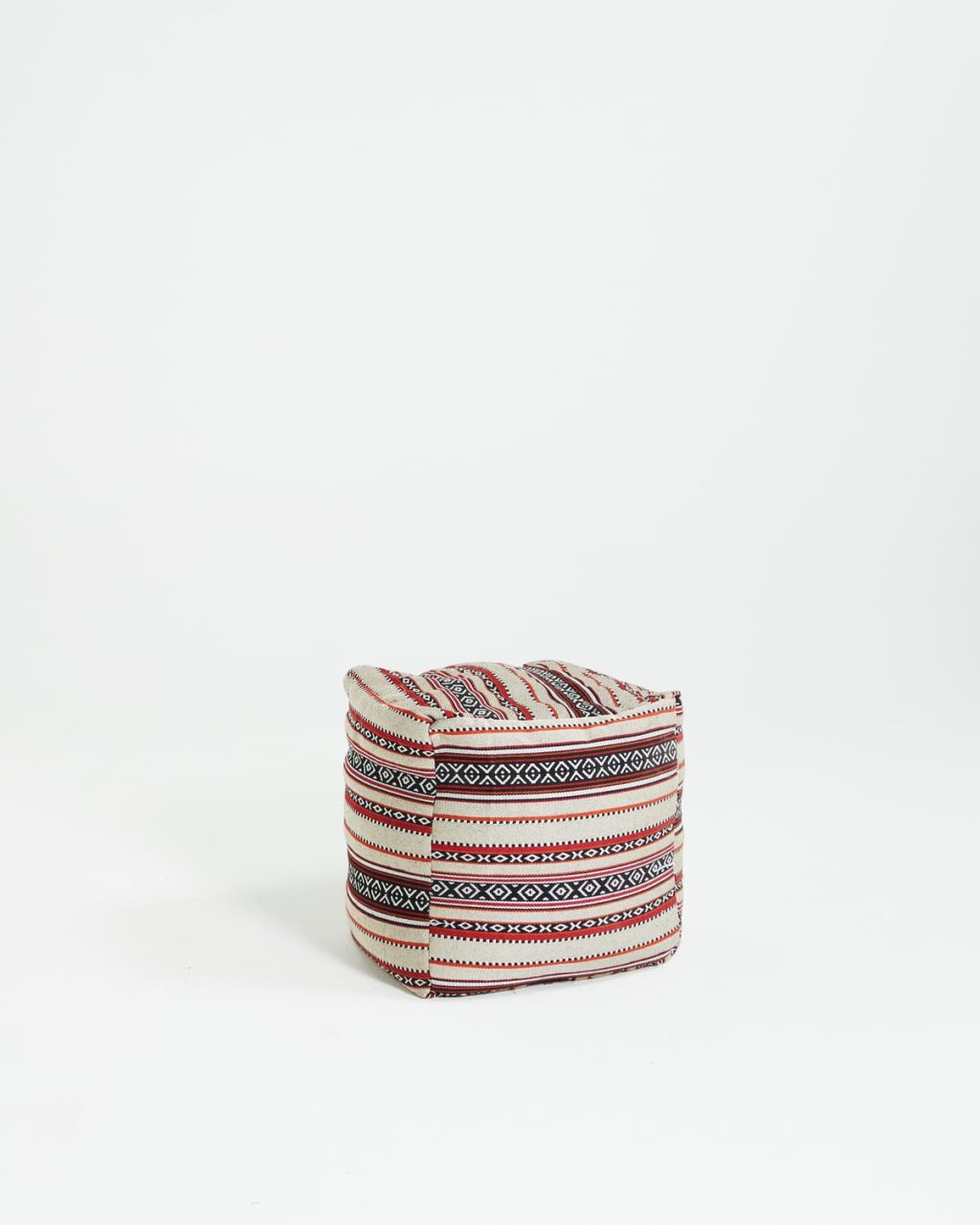 POUFS 1