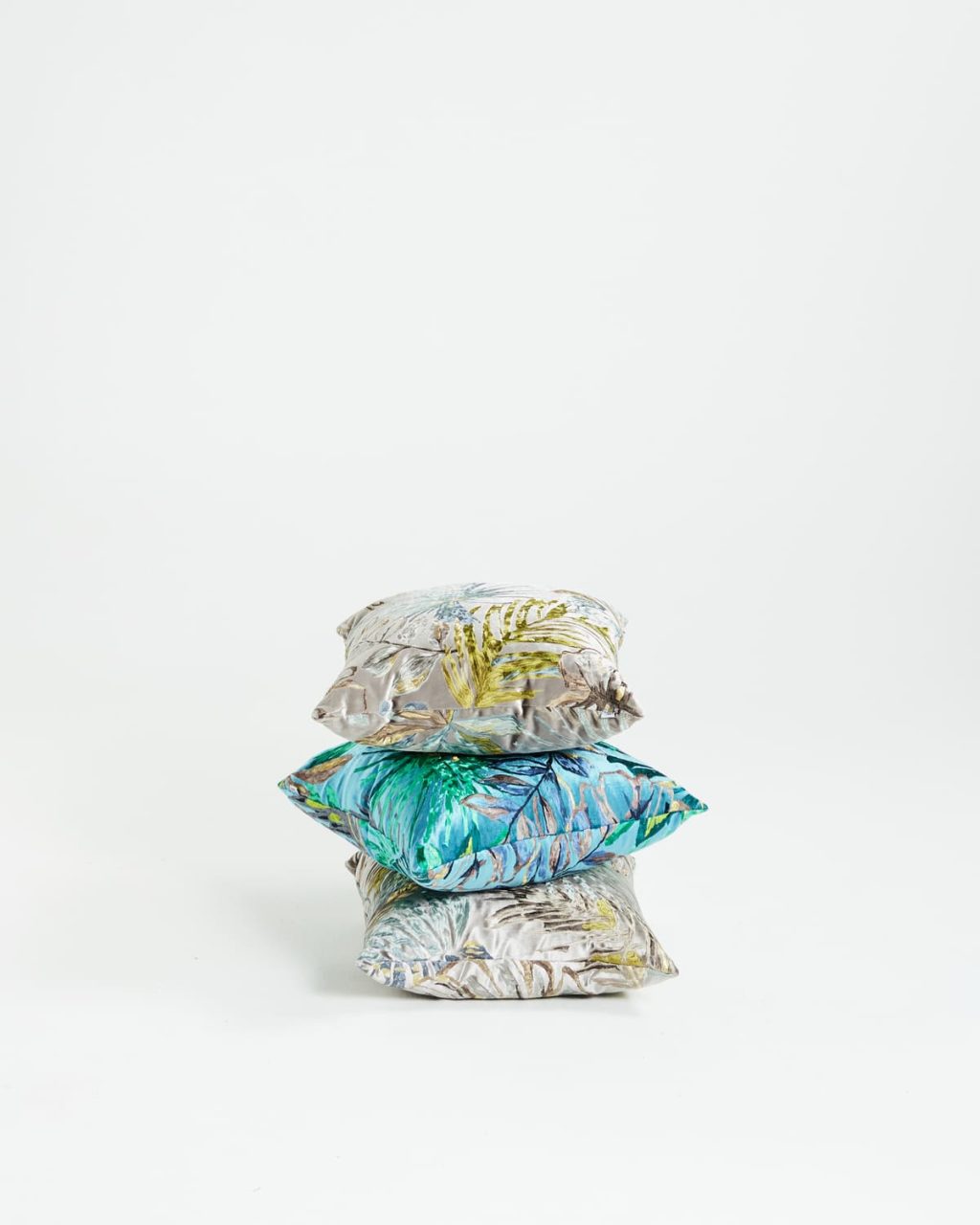 POUFS 5