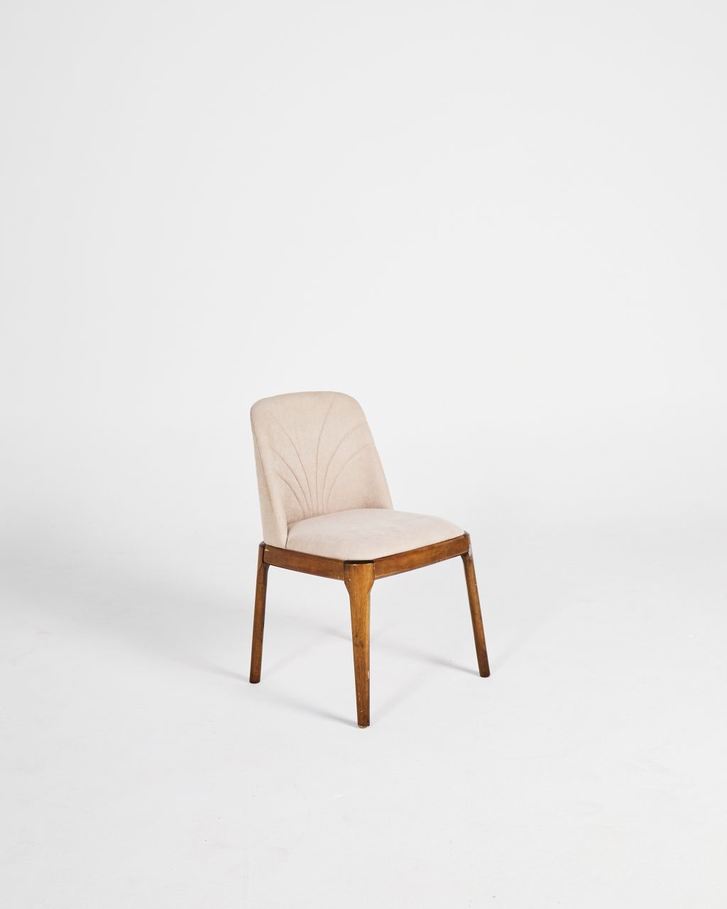 CHAIR 11