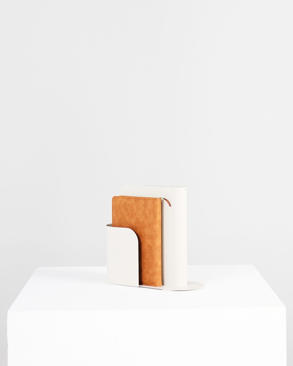 BOOK HOLDER 31
