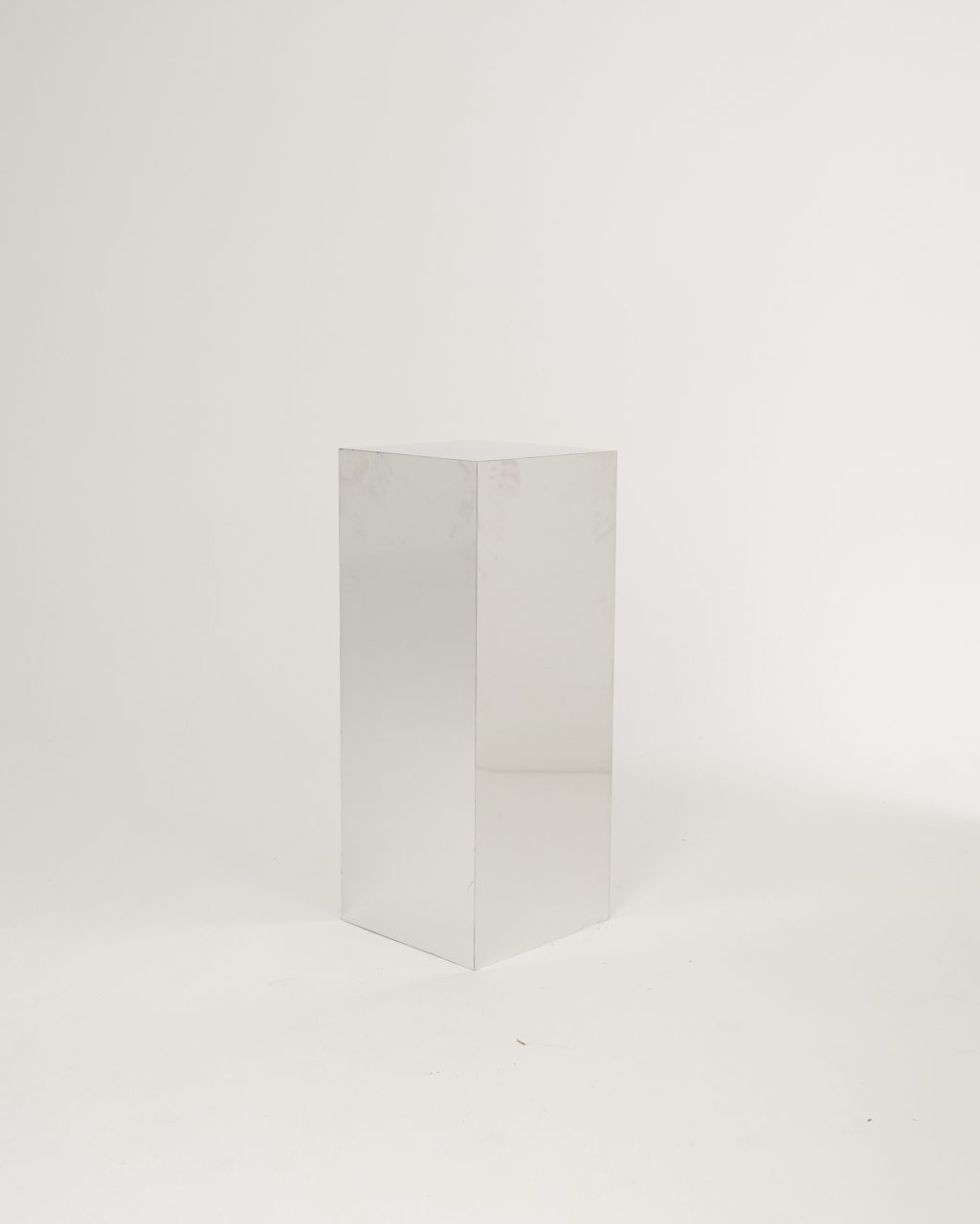 PLINTS & CUBES 22