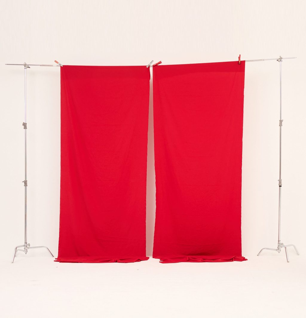 CURTAIN 47
