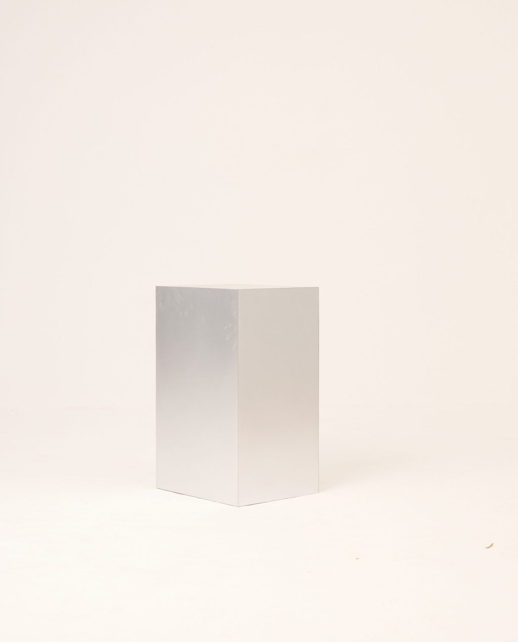 PLINTS & CUBES 24